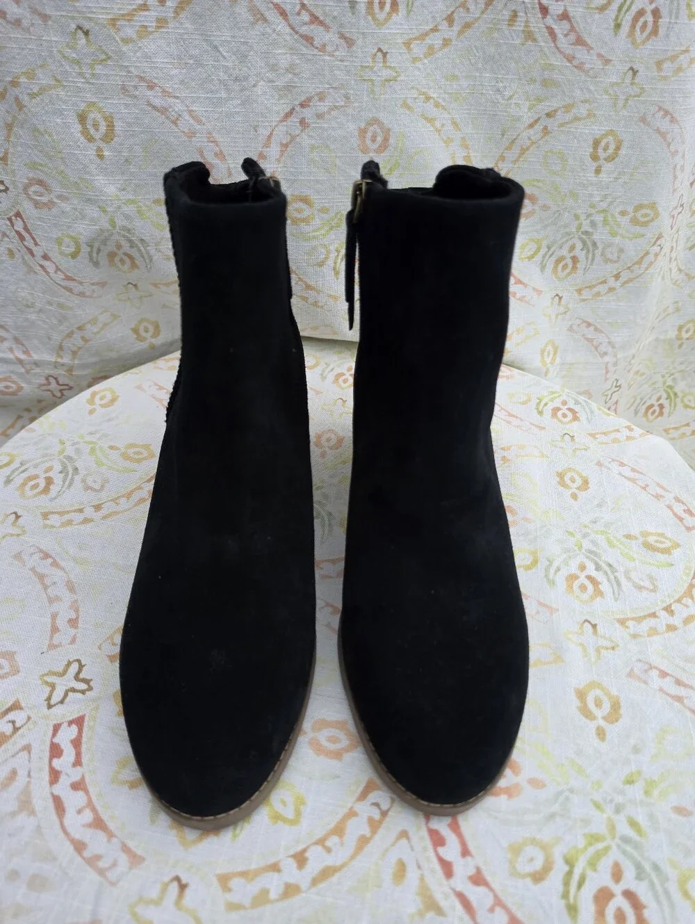 TOMS Women’s 10 Black Suede Leather Wedge Ankle Boots Side Zip Booties